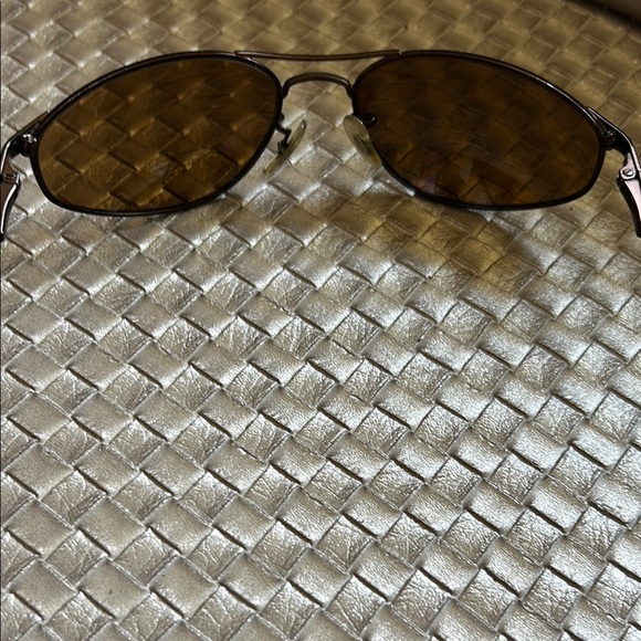 Ray-Ban Aviator Sunglasses Timeless Elegance - Picture 2 of 5